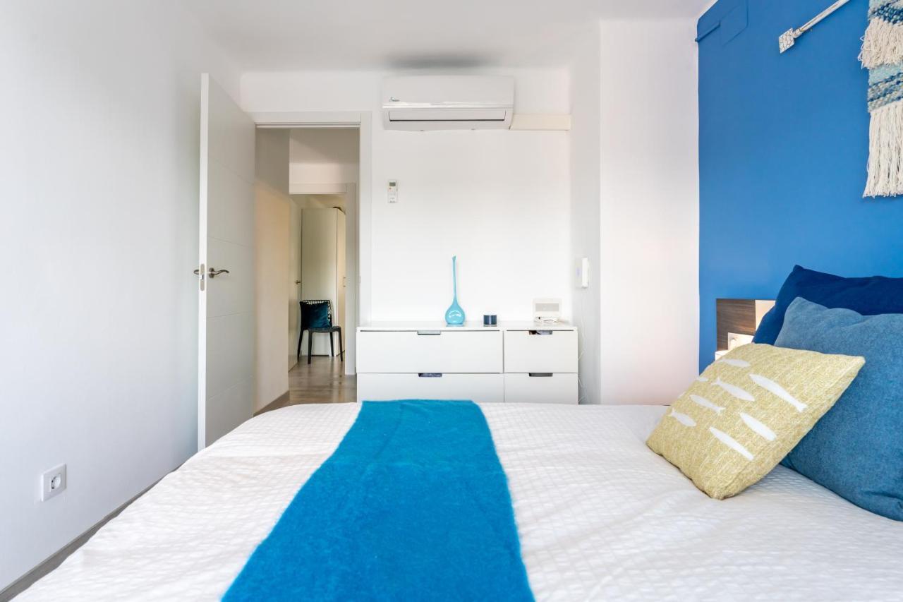Beach Front Retro Hideaway In ซาลอว์ ภายนอก รูปภาพ